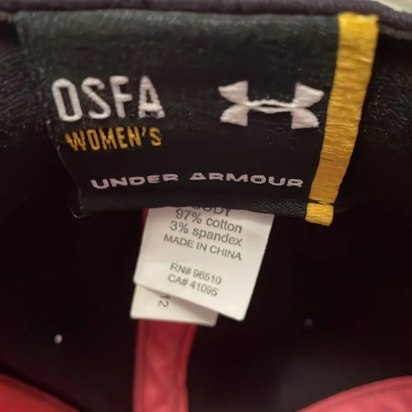 Under Armour “Women Hunt” women’s ball cap. Black w pink embroidered stitching - Picture 3 of 4